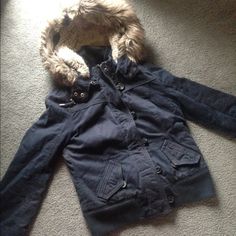 Abercrombie and fitch Jacket Warm and comfy A&f coat Abercrombie & Fitch Jackets & Coats Puffers Warm Winter Outfits Aesthetic, Early 2000s Outfits, Dark Blue Hair, Winter Outfits Aesthetic, Winter Outfits Warm, Funky Outfits, Causual Outfits