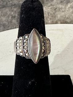 Black Mother of Pearl & Marcasite Sterling Silver Ring Size 6.75 925 Ring, 925 Silver Rings, Rings Statement, Sterling Silber, Sterling Silver Ring, Silver 925, Mother Of Pearl, Statement Rings, Silver Ring