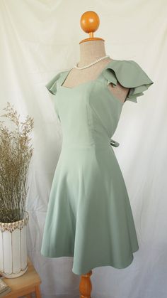 Casual Sage Green Dress, Sage Green Formal Outfit, Sage Green Grade 8 Grad Dress, Sage Green Prom Dress Short, Yr 6 Graduation Dresses, Yr 10 Formal Dresses, Sage Green Dresses Short, Sage Green Homecoming Dress, Prom Dress Sage Green