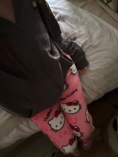 Sweatpants Aesthetic, Pink Pjs, Dance Style Outfits, Pajamas Aesthetic, Girls Pjs, Pajama Outfit, Cowgirl Birthday Party, Hello Kitty Clothes