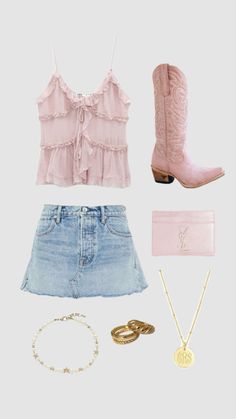 Country Concert Outfit Megan Moroney, Kelsea Ballerini Outfits Concert Ideas, Zach Bryan Concert Fits, Megan Moroney Concert Outfit, Lumineers Concert Outfit, Outfit Ideas For Nashville, Megan Moroney Concert Outfits, Megan Moroney Concert, Noah Kahan Concert Outfit