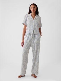 Linen-Blend PJ Pants Gap Wide Leg Linen Pants, Gap Linen Spring Pants, Spring Gap Linen Pants, Gap Linen Pants For Spring, Casual Linen Pants By Gap, Gap Summer Loungewear Pants, Gap Bottoms For Daywear In Summer, Gap Summer Daywear Bottoms, Summer Loungewear Pants From Gap