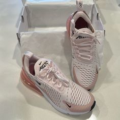 Fixed Price Please! Nwt- Nike Air Max 270 Brand New Light Soft Pink/Black Rose Doux/ Noir Size: 8.5 Smoking And Pet Free Home Reason For Selling: I Got Two Colors And Changed My Mind About This One After The Return Window. Air Max 270 Pink Oxford, Nike Air Max 270 White Pink, Nike Air Max 270, Air Max 270, Black Rose, My Mind, Soft Pink, Pink Black, Air Max