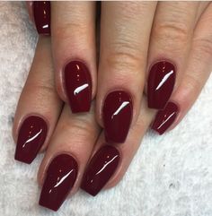 Maroon Coffin Nail Ideas, Deep Red Acrylic Nails Coffin Short, Wine Red Acrylic Nails Coffin Short, Short Coffin Burgundy Nails, Wine Red Nails Square, Burgundy Ballerina Nails, Ballerina Nails Red, Red Nails Ballerina, Deep Maroon Nails