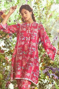 Shop for Ridhi Mehra Pink Chanderi Kurta And Pant Set for Women Online at Aza Fashions Coord Sets For Women, Ridhi Mehra, Kurti Sleeves Design, Coord Sets, Coord Set, Floral Print Pants, Kurta Designs Women, Kurta With Pants, Kurta Designs