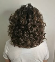 Medium Length Curly Hair, Wavy Hairstyle, Trendy Hairstyle, Easy Hairstyle