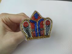 Beaded Handmade Brooch Crown Brooch Queen Pin Crystal Red Blue - Etsy Ukraine Handmade Pinched Crown As A Gift, Handmade Pinched Crown As Gift, Crown Brooch, Gift For Woman, Silver Pin, Beaded Brooch, Brooches Handmade, Blue And Silver, Class Ring