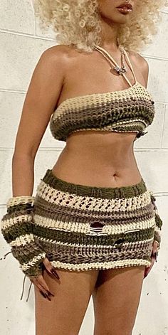 Crochet Subversive, Crotchet Outfits Aesthetic, Mode Crochet, Earthy Outfits, Crochet Clothing And Accessories, Crochet Inspo, Crochet Fashion Patterns, Crochet Skirt, Crochet Tops