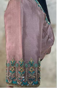 Traditional Blouse Designs, Blouse Design Images, Blouse Designs Indian, Simple Blouse Designs, Ladies Blouse Designs