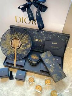 the dior gift set is in its box and it's contents are on display