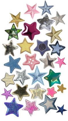 many different colored stars are arranged together