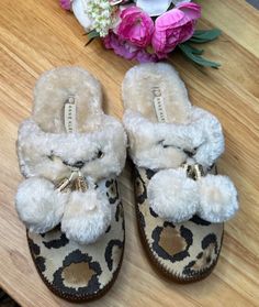 Pompom Tassel, Cozy Slippers, Fluffy Slippers, Camera Lighting, Slippers Cozy, Gold Accent, Birthday Gifts For Her, Anne Klein