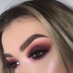 ✨ Simple Eye Makeup, Olivia Culpo, Pink Eyeshadow, Christmas Makeup, Pink Makeup, Eye Looks, Makeup Goals