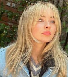 #beauty #hairstyle #aesthetic #fashion #womenstyle Wolfcut Long, Wolfcut Hair Long, Long Wolfcut Haircut With Bangs, Haircut Wavy, Long Wolfcut Haircut, Haircut Men, Haircut With Bangs, Haircut Curly