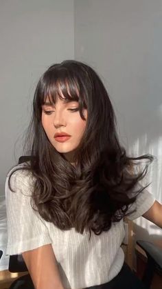 Long Curly Wig, Long Hair With Bangs, Trik Fotografi, Brigitte Bardot, Hair Day, Hairstyles With Bangs, Pretty Hairstyles, Hair Looks