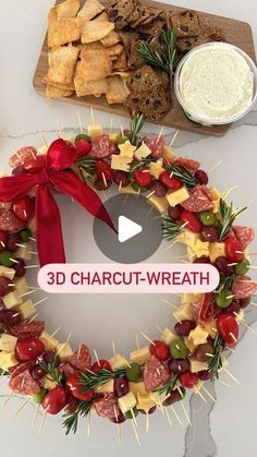 an image of a christmas wreath made out of cheeses and meats with the words 3d charcute - wreath on it