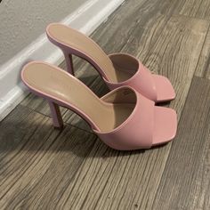 They Are Comfy , A Light Blush Pink Color With A Small 3 Inch Heel , Could Possibly Fit A 7 Size Foot As Well . Blush Open Heel Spring Heels, Blush Open Heel Heels For Spring, Blush High Heel Spring Heels, Blush High Heel Heels For Spring, Blush High Heels For Spring, Pink Heels For Summer Date Night, Pink Heels For Spring Date Night, Blush Heels For Spring Party, Pink Heels For Date Night In Summer