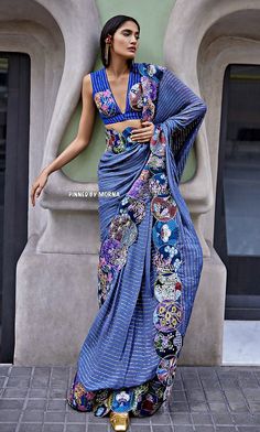 Aisha Rao - India 🇮🇳 Halterneck Blouse, Aisha Rao, Ombre Saree, Designer Saree Blouse Patterns, Saree Trends, Stylish Sarees, Blouse For Women, Fashion Attire, Saree Look