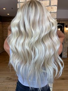 Brightest Blonde Hair, Balayage Hair Blonde Light Roots, Bleach Blonde Highlights On Blonde Hair, Super Light Blonde Hair, Natural Icy Blonde Hair, Light Highlights On Blonde Hair, Dimensional White Blonde, Really Light Blonde Hair, Platinum Blonde Hair With Highlights