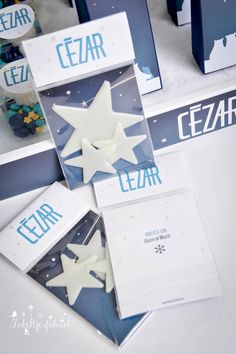 some cards with stars on them and the words cear