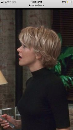 Meg Ryan Short Hair, Haircut Movie, Meg Ryan Hairstyles, Meg Ryan, Mom Hairstyles, Men's Haircut, New Hairstyle