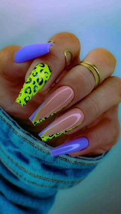 Neon Acrylic Nails, Neon Nail Designs, Neon Green Nails, Summer Nail Art, Purple Nail, Neon Nails, Hot Nails, Yellow Nails