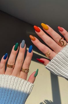 Nails And Rings, Nail Portfolio, Multicolored Nails, Nagellack Trends, October Nails, Lorelai Gilmore, روتين العناية بالبشرة, Art Easy, 2025 Vision