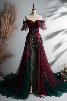 Prom Dress Vintage, डिजाइनर कपड़े, Fantasy Dresses, Vintage Prom, Burgundy Prom Dress, Prom Dress Inspiration, Prom Dresses Vintage, Fantasy Gowns, Fairytale Dress