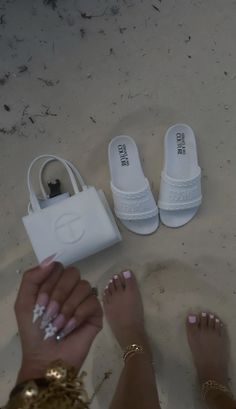 Purse And Nails Picture, Luxury Designer Slides For Vacation, Luxury Pink Bag For Vacation, Pretty Sneakers, Acrylic Toes, Pretty Shoes Sneakers, Girly Bags, Girly Accessories