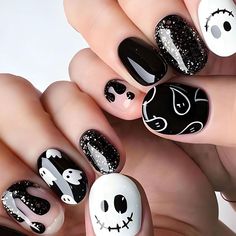 🎃 Get ready to spookify your nails this Halloween with these wickedly cute designs! 💅🏼 From creepy crawly spiders to ghostly ghouls, these nail art ideas will have you howling with delight. #HalloweenNails #NailArt #SpookySeason #TrickOrTreatYoSelf #GhoulishGlam #WitchyVibes #Boo-tifulNails #FangtasticManicure #NailGoals #HalloweenHype 🕷️👻🎃 Halloween Fake Nails, Nail Art Halloween, Black Ghost, Halloween Press On Nails, Nails Cute, Nagel Tips, Nail Type, Coffin Press On Nails, Nail Forms