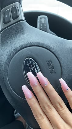 Single Rhinestone Nails, Pink Nails Gems Bling, Pink Nails W Rhinestones, Light Pink Nails With Jewels, Basic Nails With Gems, Pink Nails With Stones, Light Pink Nails With Gems