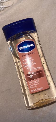 Vaseline Lotion Skin Care, Vaseline Products For Glowing Skin, Vaseline Body Oil, Vaseline Oil, Vaseline Lotion, Body Hero, Men Skin Care Routine, Black Skin Care, Bath And Body Works Perfume