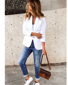 Mode Over 50, Outfit For Petite Women, Outfits For Petite, Stylish Outfits For Women Over 50, Mode Casual, 60 Fashion, Casual Work Outfits, Petite Women, White Jacket