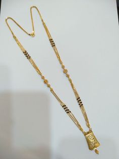 Gold Neck Chain, Mangalsutra Set, Gold Jewels Design, Gold Jewellry, Beautiful Gold Necklaces, Gold Mangalsutra Designs, Gold Chain Design