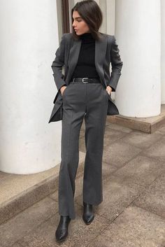 Outfit Formal Mujer, Corporate Attire Women, Formal Business Attire, Business Professional Outfits, Business Attire Women, Corporate Attire, Corporate Fashion, Professional Outfits Women, Business Outfits Women