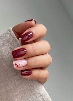 Celebrate fall with 50 Fall Season Nails Trends: Must-Try Styles for 2024! Featuring cozy colors like mustard yellow, burnt orange, and deep maroon, these trends also include fun designs such as leaves, pumpkins, and plaid patterns. Perfect for adding a touch of seasonal charm to your nails, these styles will keep you looking chic and festive all autumn long. 🍂✨ #FallNailTrends #2024MustTryStyles #SeasonalNailArt #AutumnBeauty #NailInspo #CozyColors #ChicNails Kutek Disney, Wine Nails, Cherry Nails, Nagel Tips, Smink Inspiration, Pink Nail Art, Makijaż Smokey Eye, Burgundy Nails