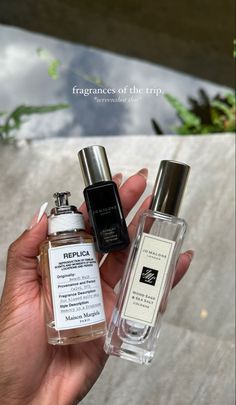 Seductive Perfume, Simple Skincare Routine, Smell Goods, Perfume Lover, Body Skin Care Routine