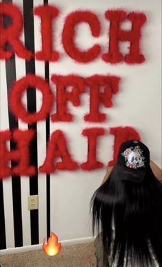 Rich Off Hair Wall Sign, Hair Asthetic Picture Black, Rich Off Hair Aesthetic, Rich Off Hair Wallpaper, Hair Stylist Black Woman, Hair Business Asthetic, Wig Stylist Aesthetic