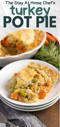 A slice of turkey pot pie on a stack of white plates. Turkey Pot Pie Easy, Turkey Pot Pie Recipe, Leftover Thanksgiving, Dessert Pie Recipes, Pot Pie Filling, Turkey Pot, Thanksgiving Turkey Leftovers, Pot Pie Recipe, Turkey Pot Pie