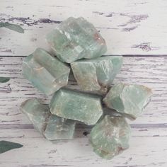 Crystal Photography, Green Calcite, Pisces Moon, Raw Crystals, Crystal Therapy, Calcite Crystal, Natural Forms, Raw Crystal, Stunning Jewellery