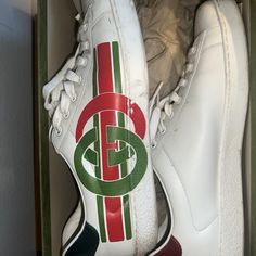 Mens gucci sneakers 
Used condition Gucci Mens Sneakers, Gucci Sneakers, Gucci Men, Men's Sneakers, Shoes Mens, Mens Accessories, Gucci, Outfit Accessories, Sneakers