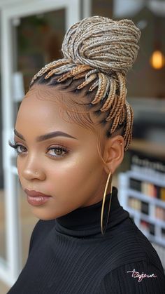 22 Blonde Knotless Braids to Inspire Your 2024 Look Knotless Braids Styled, Two Tone Braids, Mixed Color Knotless Braids, Hair Color Braids, Traditional Box Braids, Box Braids Shaved Sides, Mixed Braids, Blonde Knotless Braids, Blonde Knotless