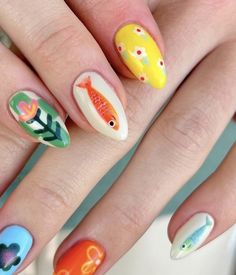 Sardine Nails, Folk Art Nails, Fish Nails Designs, Goldfish Nails, Picnic Nails, Fish Nail Art, Fish Nails, Hippie Nails, Get Nails