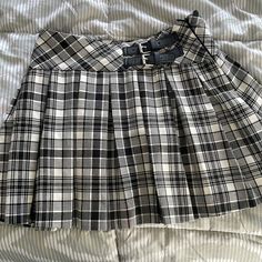 Brand New Zara Skirt For Girls. No Tags Attached. It Was A Gift. Small On My Daughter. True To Girls Size 11/12 Girls Skirt Zara Skirt Black/White Skirt Zara Skirt, Girls Skirt, Skirts For Kids, Black And White Skirt, Zara Skirts, Hem Skirt, White Skirt, Zara Black, Skirt Black