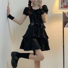 Women Gothic Lolita Dress Japanese Style Fashion Black Goth Clothes Kawaii Girl | eBay Styl Goth, 80's Aesthetic, Styl Grunge, Gothic Harajuku, Emo Clothes, Fairycore Dress, Vestidos Retro, Alien Aesthetic, Punk Dress