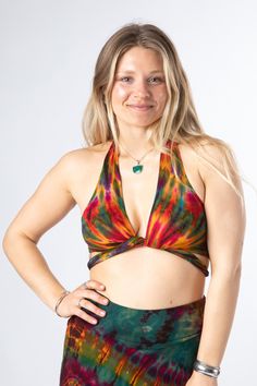 We took one of our favorite tops even further into the psychedelic colorful explosion of hippie fashion. The perfect top for athletic or casual endeavors, it can be worn as an undergarment or a boho bralette, as a supportive garment when exercising, as a psychedelic swimsuit top, or all on its own as a cute hippe statement top. Tied in the front, or tied around back, it doesn't matter as all is groovy as long as it's Tie Dye ✌️ Which one will you get? Yoga Wrap Top, Colorful Explosion, Hippie Fashion, Tie Dye Designs, Purple Teal, Doesn't Matter, Swimsuit Tops, Wrap Top, Hippie Style