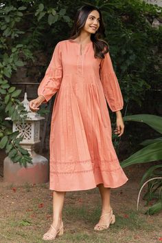 Simple Kurti, Long Frock Designs, Long Kurti Designs, Fashion Sketches Dresses, Kurta Dress, Cotton Kurti Designs, Sketches Dresses, Kurta Designs Women, Long Frocks