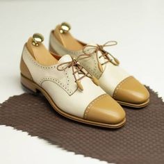 PLAIN TOE DERBY SHOES WOMEN CAMEL Y BONE VITELLO | CARMINA Classic Beige Closed Toe Oxfords, Classic Beige Oxfords With Round Toe, Classic Beige Almond Toe Oxfords, Beige Closed Toe Leather Shoes For Business, Beige Leather Business Shoes With Closed Toe, Beige Flat Heel Oxfords For Formal Occasions, Formal Beige Flat Heel Oxfords, Beige Flat Heel Oxfords For Formal Wear, Beige Round Toe Oxfords With Leather Sole