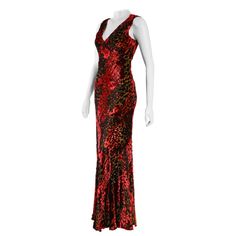 Black Floral Gown, Gown Red, Cute Dress Outfits, Fantasy Dresses, Full Length Gowns, Floral Gown, Red Floral, Evening Gown, Deep V