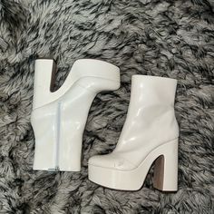 Jessica Simpson Cream Platform Ankle Boots ~ Ankle Platform Boots Bratz Like Style Side Zipper Minor Scuffs Show In The Photos Above Super Cute, Trendy And Comfortable ~ I Literally Have Nothing To Wear With Them But They Are So Cute And Someone Else May Do These Babies Some Justice! Trendy Platform Boots With Sculpted Heel And Round Toe, Trendy Cream High Heel Platform Boots, Cream Platform Boots For Party, White Chunky Platform Heeled Boots With Round Toe, White Heeled Boots With Chunky Platform And Round Toe, White Platform Boots With High Stacked Heel, White Platform Heeled Boots With Pointed Toe, Cream High Heel Platform Boots, Trendy Ankle-high Cream Platform Boots